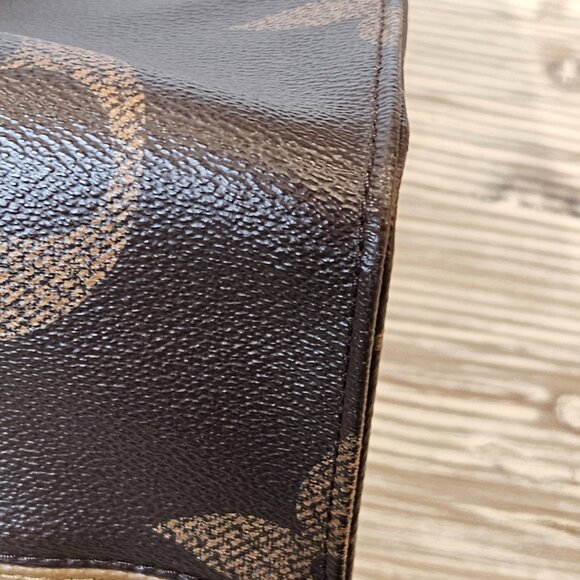 Louis Vuitton On The Go Giant Reverse GM - Picture 6 of 13